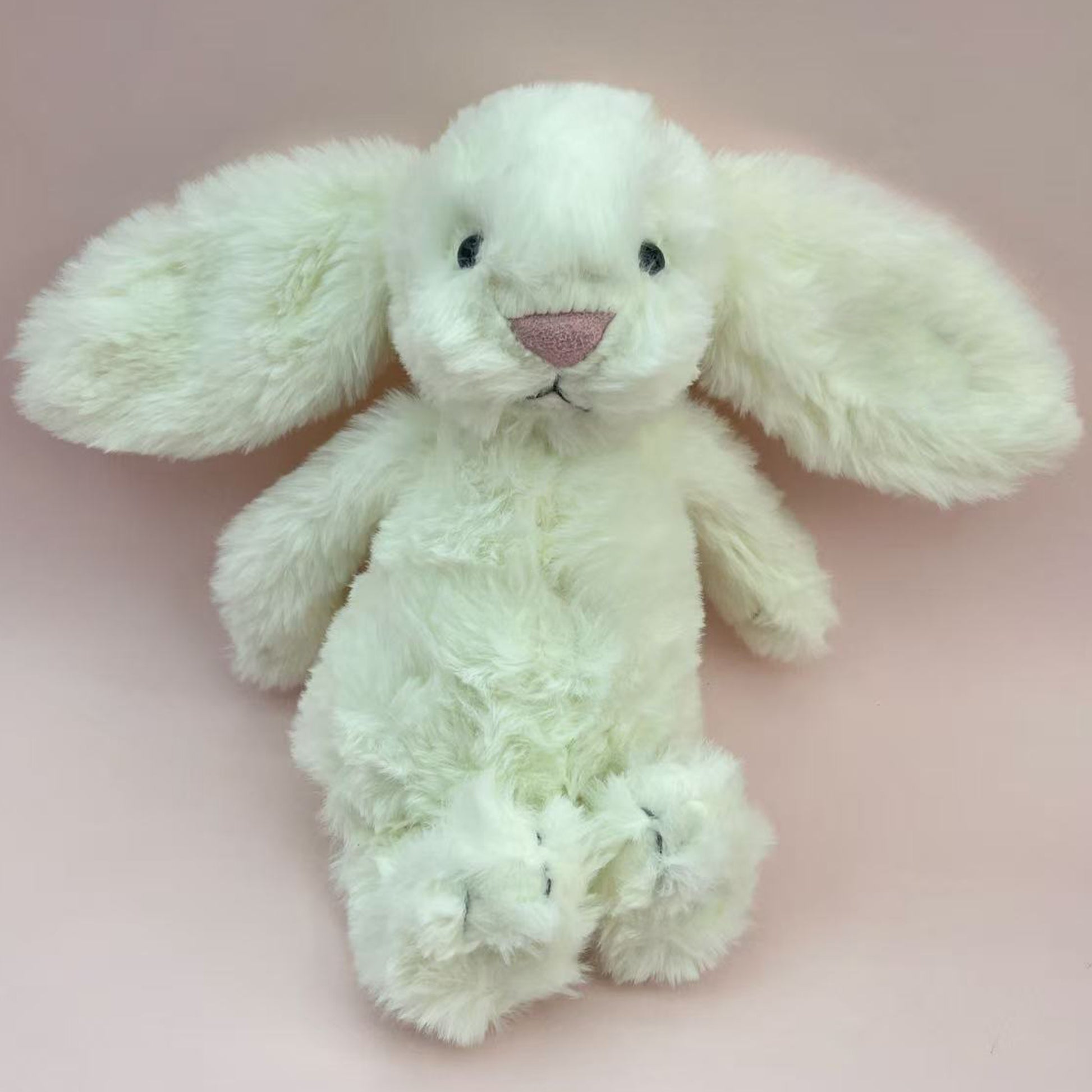 white bunny.jpg